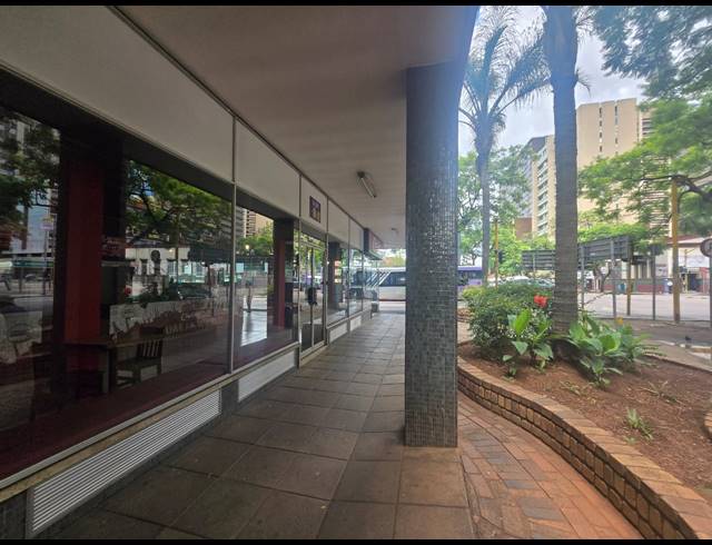 660M² BUILDING FOR SALE IN PRETORIA WEST